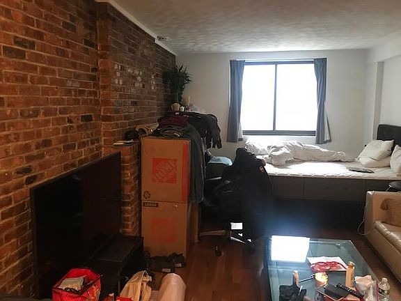 3rd image of 518 E 80th St APT 6F