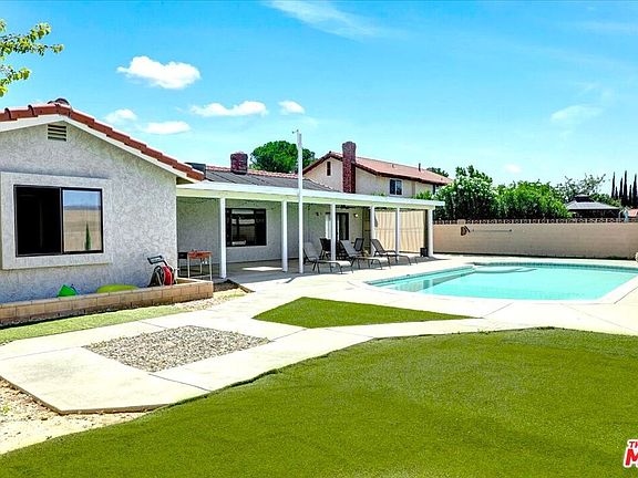 5th image of 43131 Cherbourg Ln