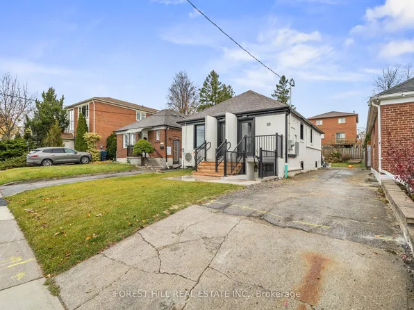 69 Claybrooke St #A, Toronto, ON M6M 3P8