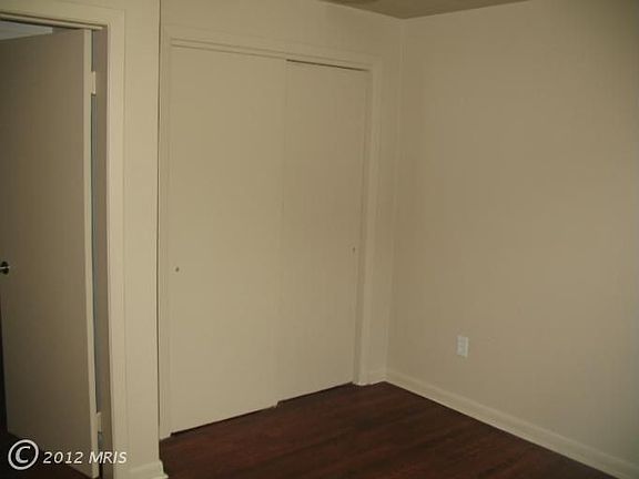 3rd image of 1131 Sherman Ave