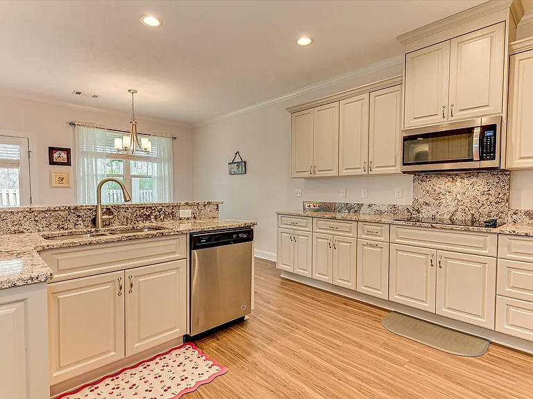 903 Williford Run Dr — Photo 14