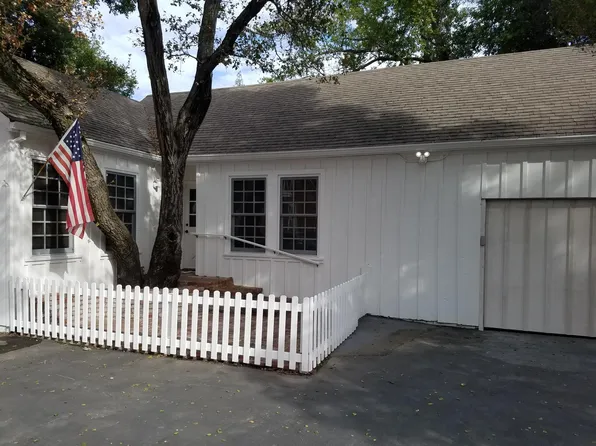 14611 Big Basin Way APT E, Saratoga, CA 95070