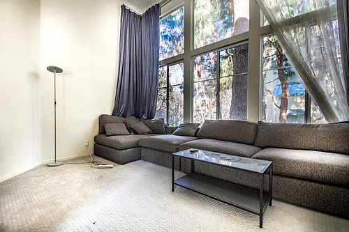 440 Navaro Pl Photo 1