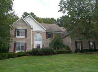 17 Willever Rd, Asbury, NJ 08802