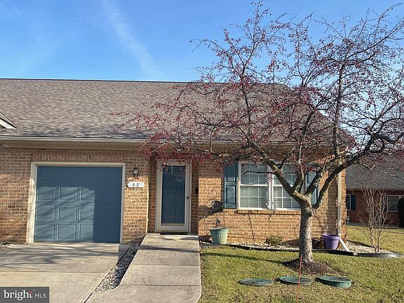 3rd image of 82 Sunbrook Ln #169
