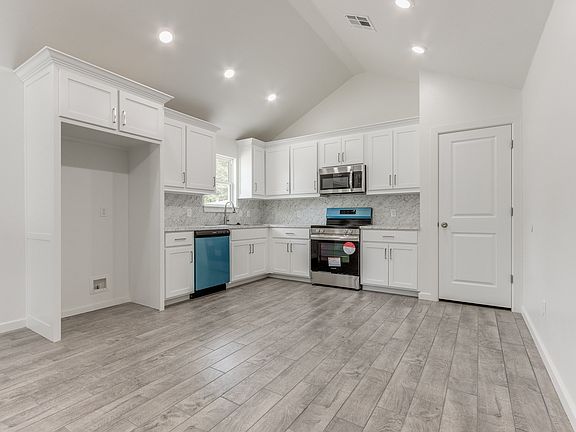 4th image of this home
