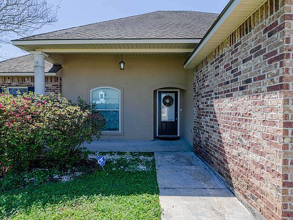 3rd image of 2264 Zelmere St