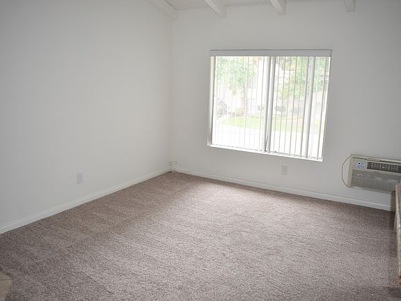 5th image of 1345 Cabrillo Park Dr APT B2