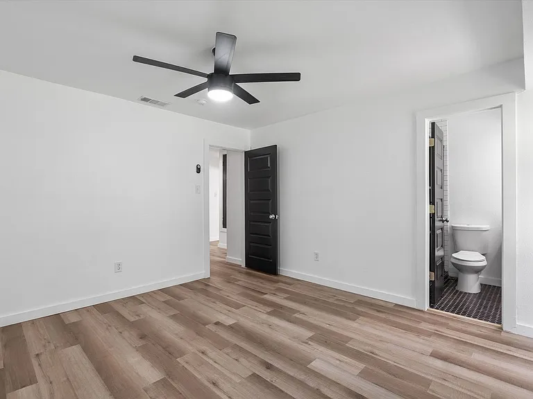 3307 Oak Aly — Photo 14