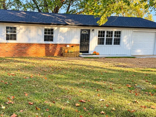 208 Wesley Dr, Bonne Terre, MO 63628