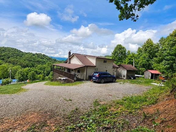 5th image of 395 Cunningham Rd