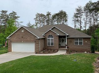 216 Geya Ln, Loudon, TN 37774