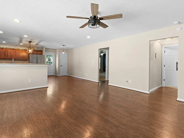 228 Rindle Dr — Photo 13