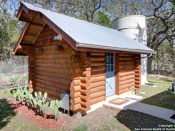 Log Pump House & Storage 