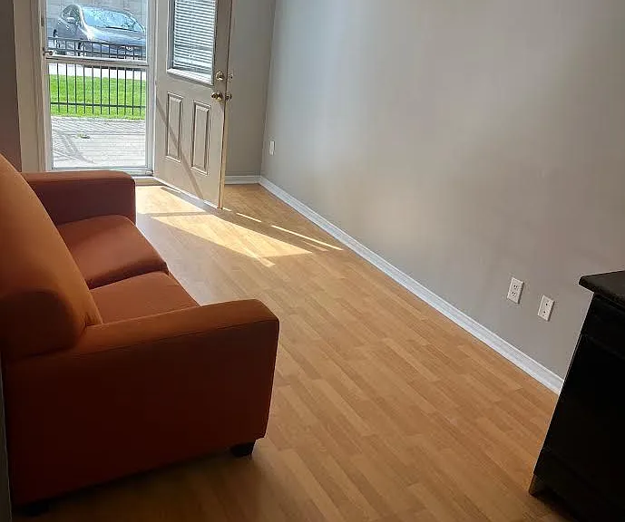 4975 Southampton Dr #143 — Photo 3