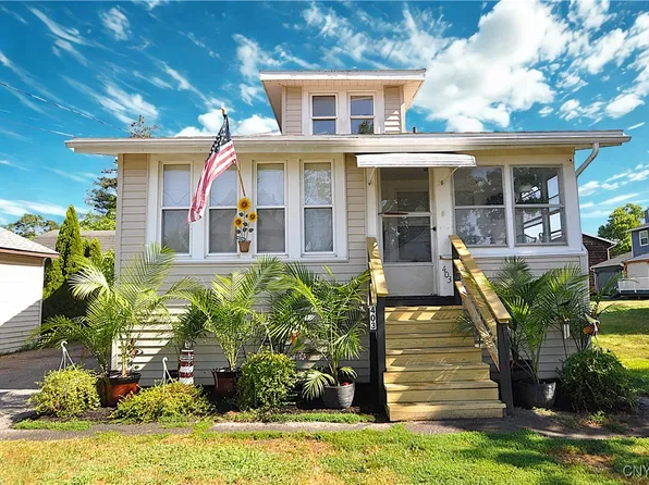 403 E Heman St, East Syracuse, NY 13057