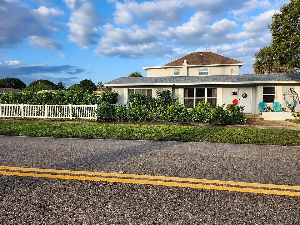 3 bed, 1200 sqft, $3,000 — Photo 3