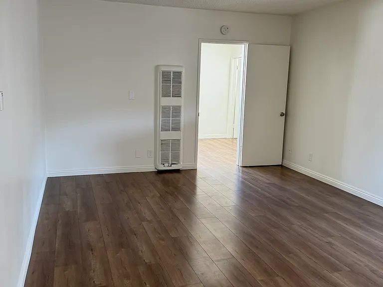 915 E Palmer Ave #24 — Photo 4