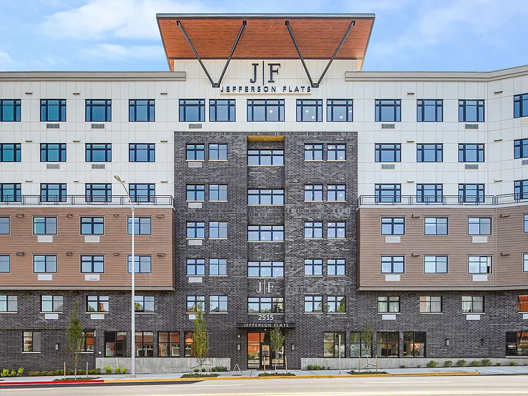 Jefferson Flats — Photo 45