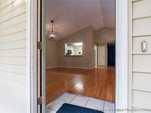5th image of 1646 Stonegate N