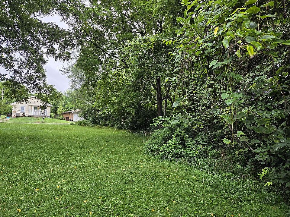 2nd image of 349 Forest St