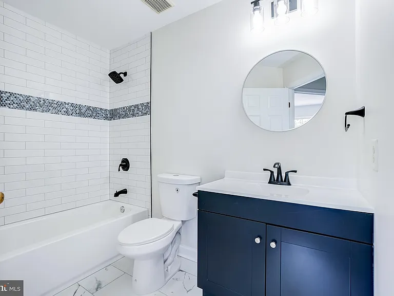4302 Day Lily Dr — Photo 24