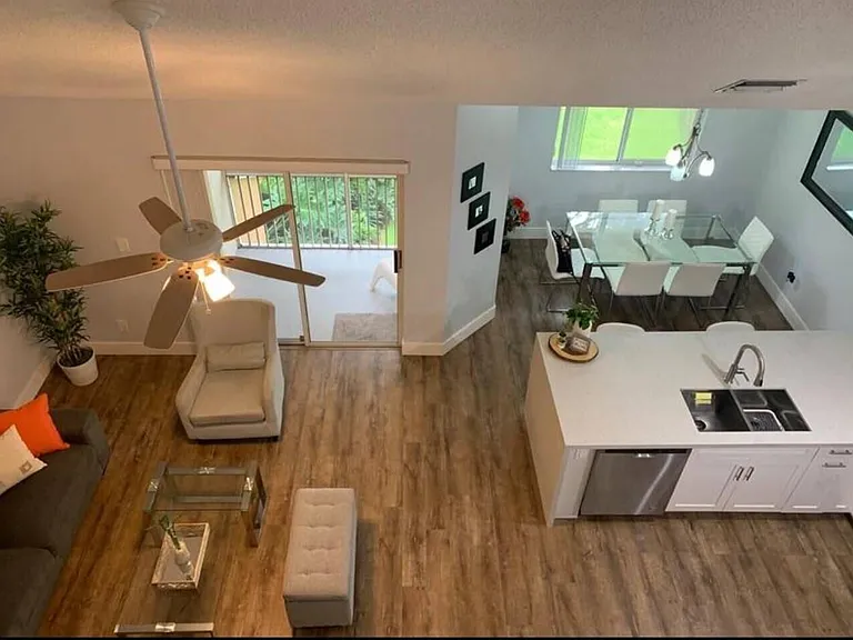 832 NW 92nd Ave — Photo 19
