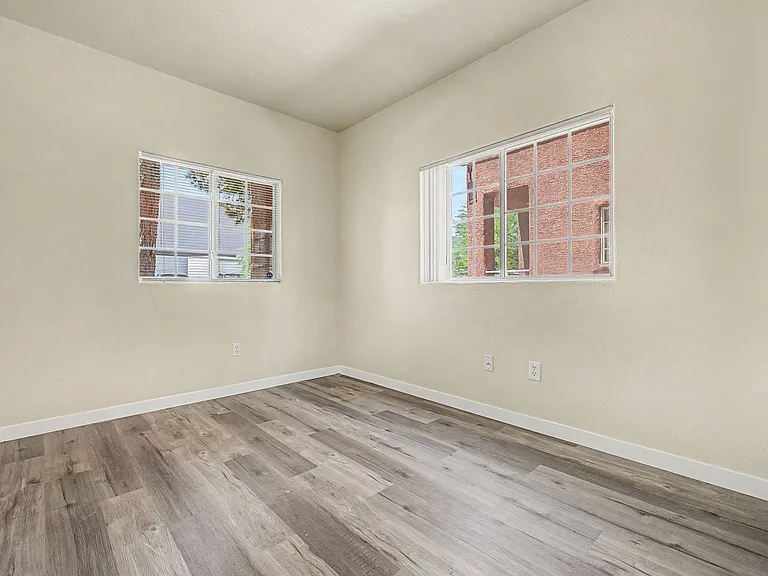 4730 E Craig Rd #26 — Photo 25