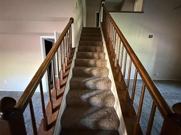 3rd image of 2024 Norcross Dr