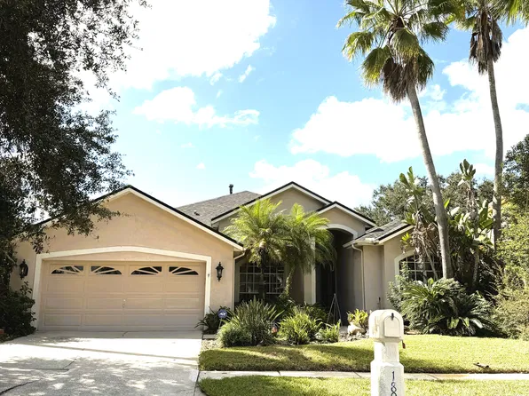 18912 Maisons Dr, Lutz, FL 33558