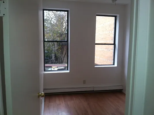 Rented by New York City Apartments | media 71