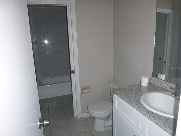 3rd image of 4416 Highland Ln