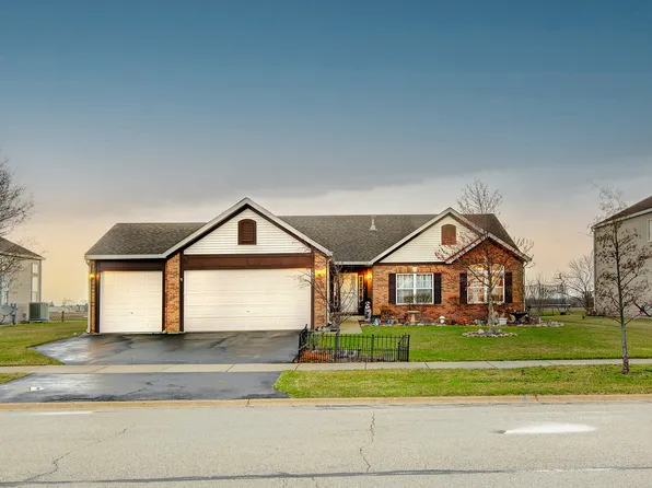 1861 N Monhegan Ave, Beecher, IL 60401