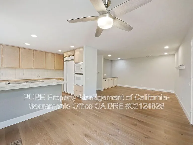 1964 Discovery Village Ln — Photo 20