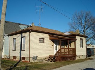 5711 13th Ave, Kenosha, WI 53140