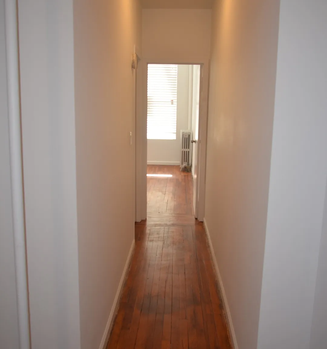 3 Clinton Street — Photo 3