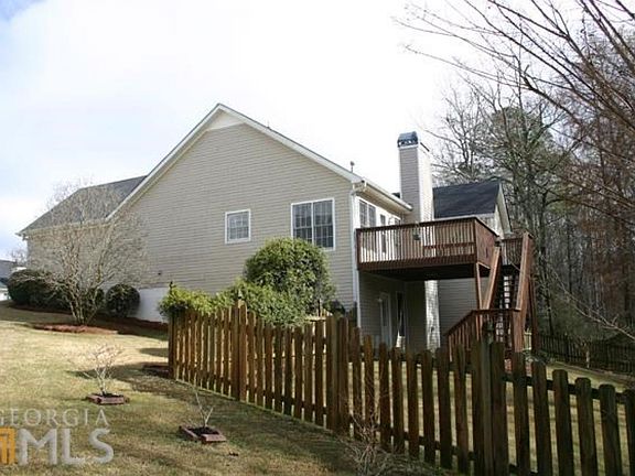 2nd image of 130 Woodbrooke Ct