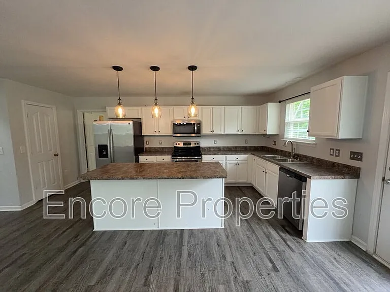 367 Crane Way — Photo 4