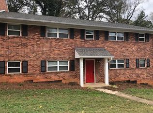 824 W 7th St APT B, Winston Salem, NC 27101