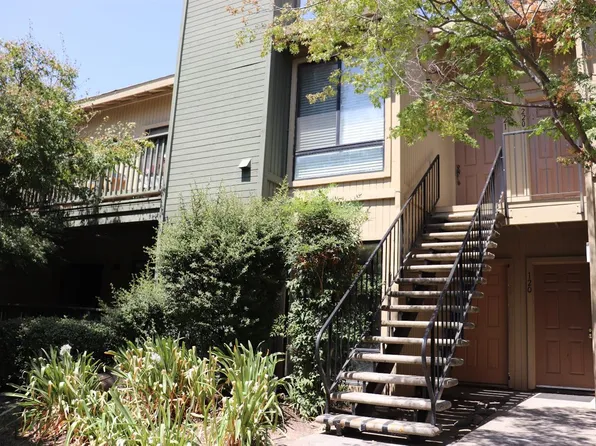 3939 Madison Ave APT 221, North Highlands, CA 95660