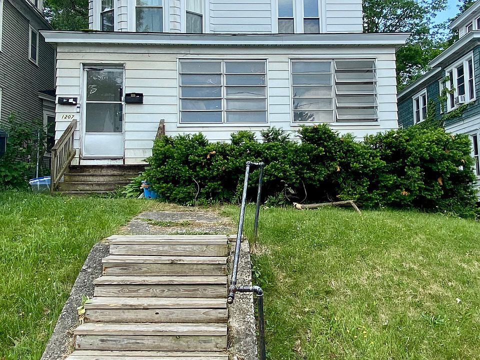 1st image of 1207 Teall Ave Floor 1