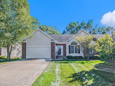 3182 Ivy Ln, Grand Blanc, MI, 48439