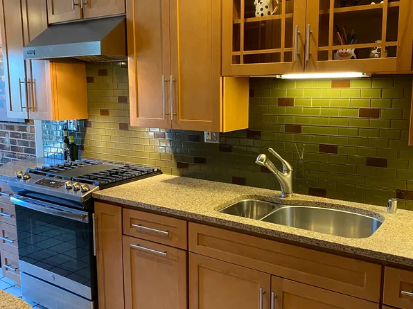 (undisclosed Address), Lake Geneva, WI 53147