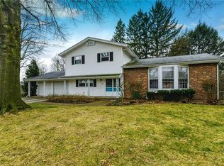 194 Grayling Dr, Akron, OH 44333