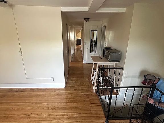 5th image of 42 Rowley St APT 7