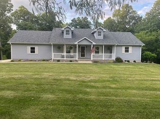 6821 Us Highway 50, Iuka, IL 62849