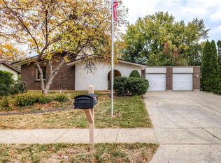 3200 Essex Dr, Saint Charles, MO 63301