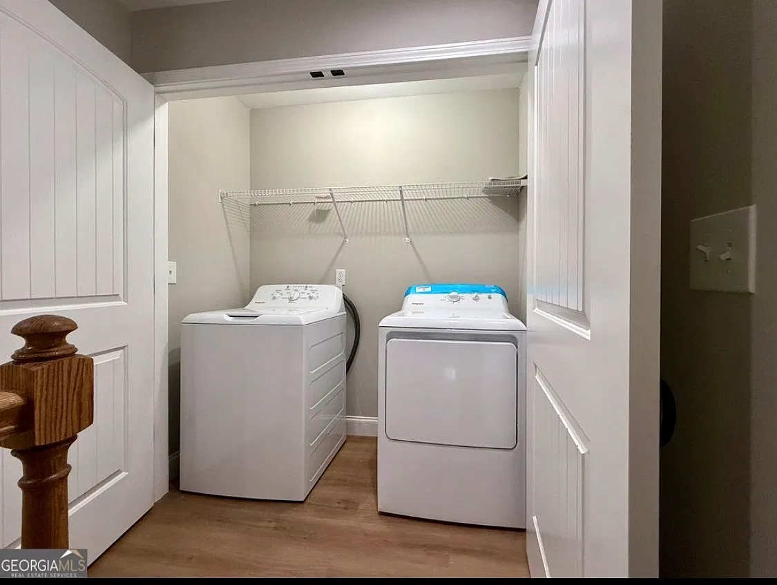 5 bed, 2250 sqft, $2,000 — Photo 3