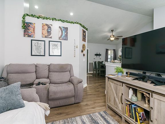 5th image of 2708 Corsini Ct
