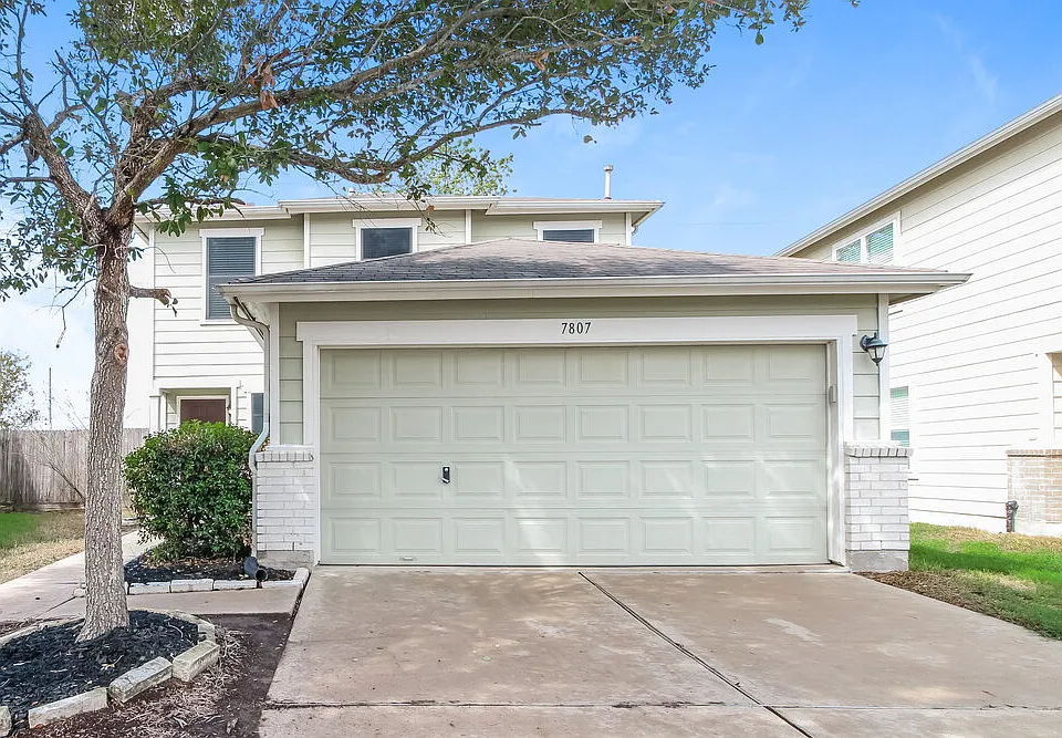 7807 Pasture Spring Ln